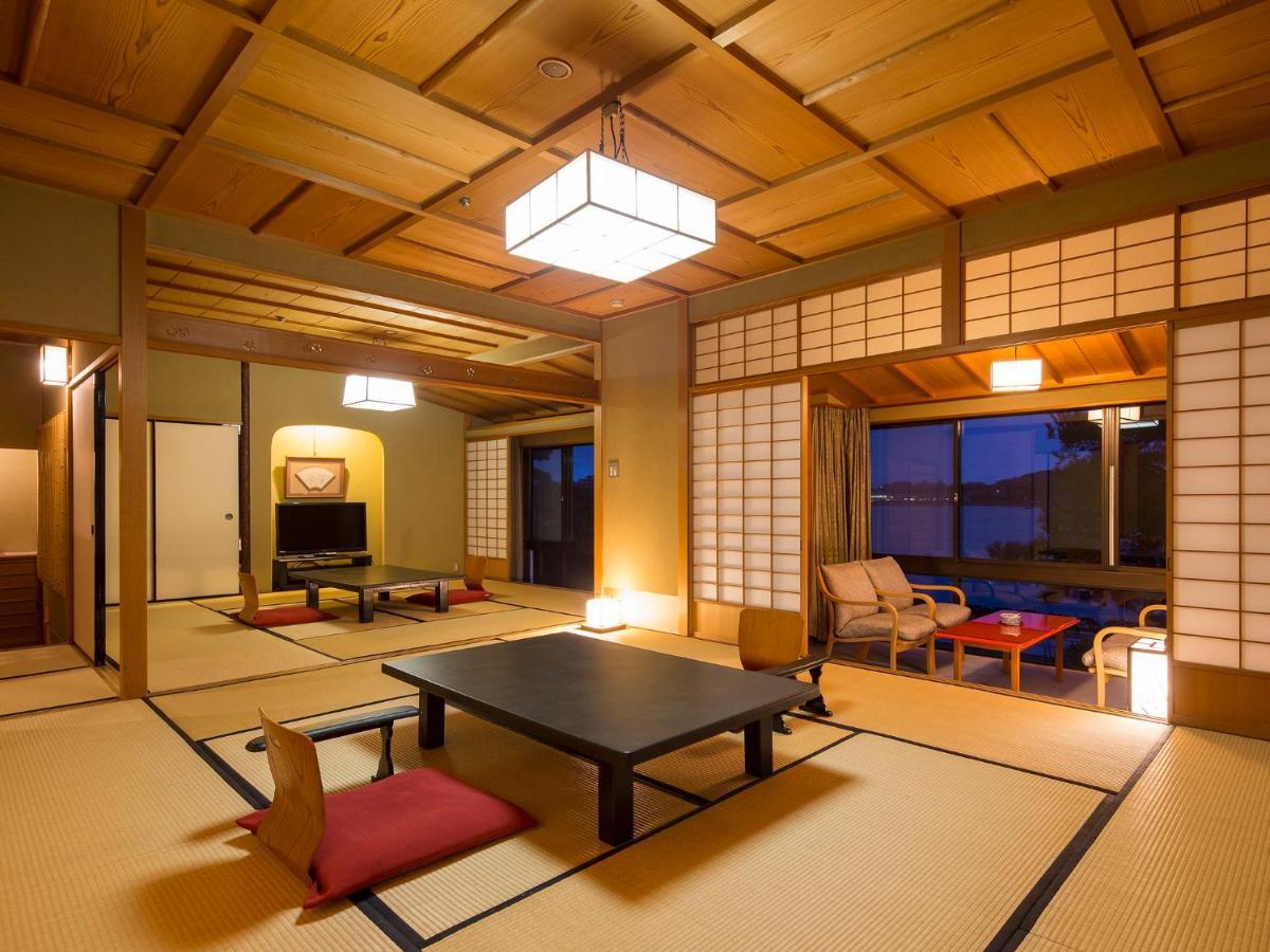 Apa Hotel & Resort Kaga Katayamazu Onsen Kasuikyo Екстер'єр фото