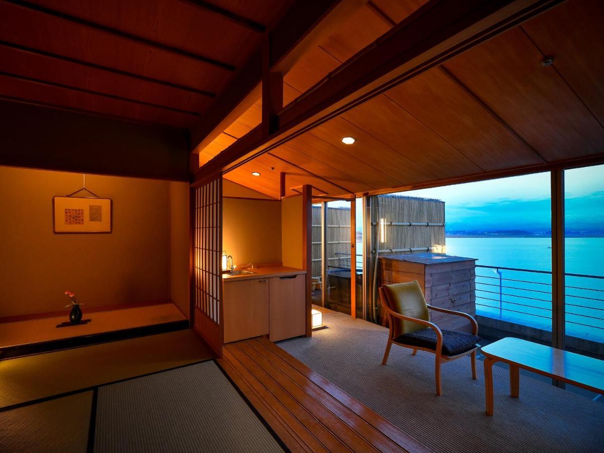 Apa Hotel & Resort Kaga Katayamazu Onsen Kasuikyo Екстер'єр фото