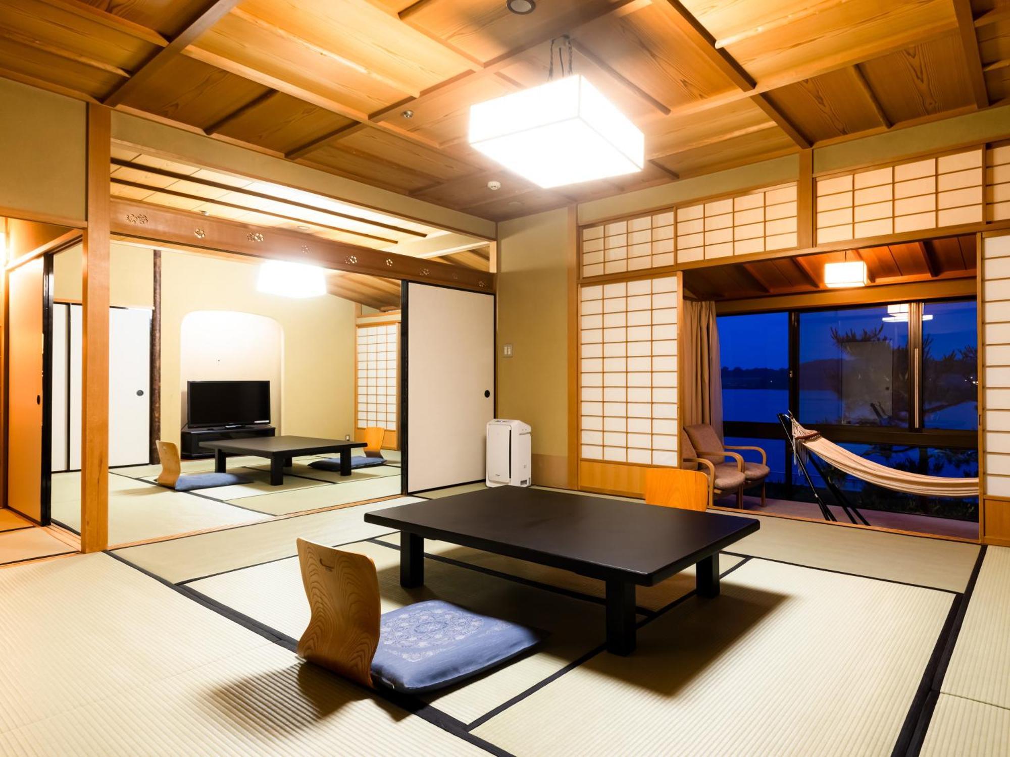Apa Hotel & Resort Kaga Katayamazu Onsen Kasuikyo Екстер'єр фото