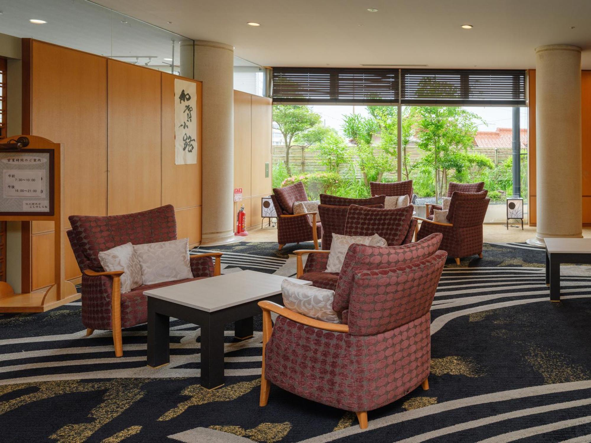 Apa Hotel & Resort Kaga Katayamazu Onsen Kasuikyo Екстер'єр фото