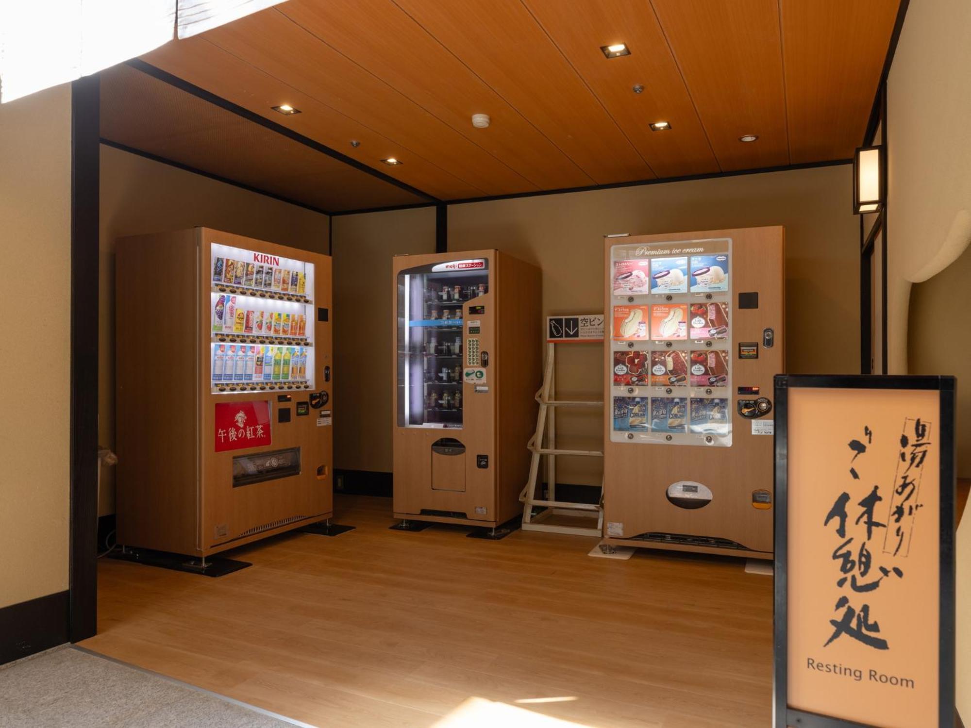 Apa Hotel & Resort Kaga Katayamazu Onsen Kasuikyo Екстер'єр фото